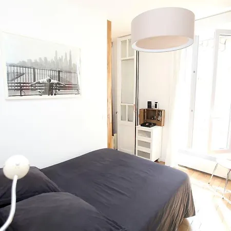 Charming Apartment-canal St Martin-amazing Prices! Apartament *