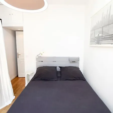 Charming Apartment-canal St Martin-amazing Prices! Apartament *