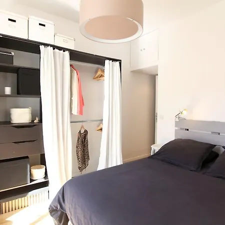 Charming Apartment-canal St Martin-amazing Prices! *