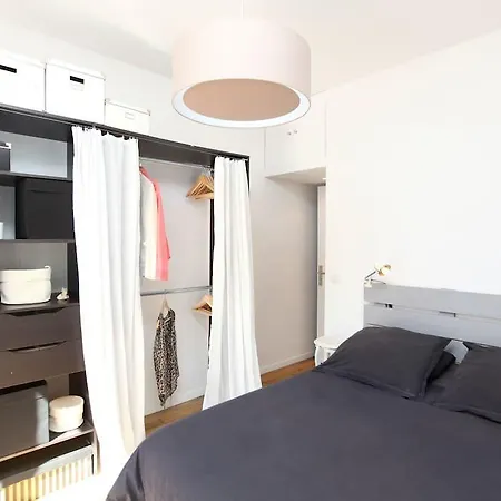 Apartament Charming Apartment-canal St Martin-amazing Prices! *